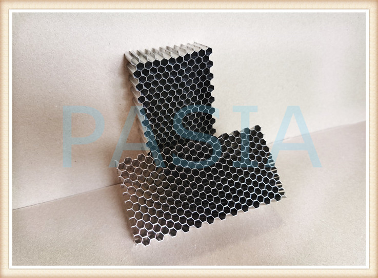 SS304 High Power Stainless Steel Honeycomb Core For Laser Cutting Machine